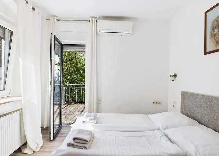 Ξενοδοχείο City Hotel *