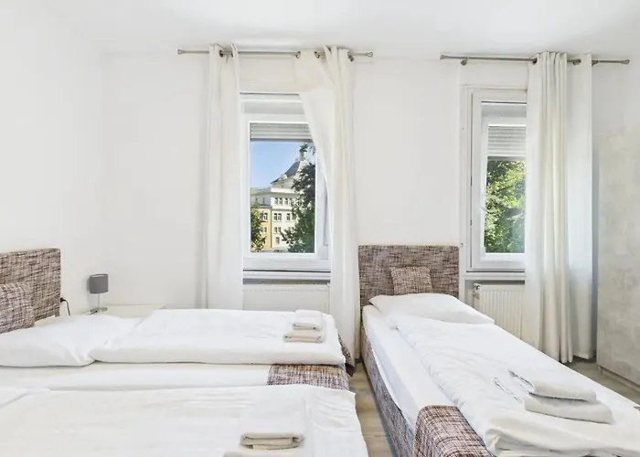 City Hotel Ξενοδοχείο *